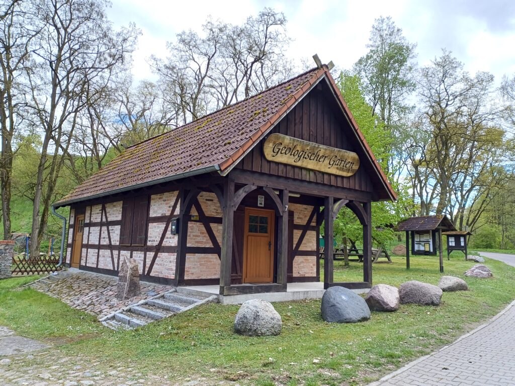 Geologischer Garten Stolzenhagen: Gletscherhaus